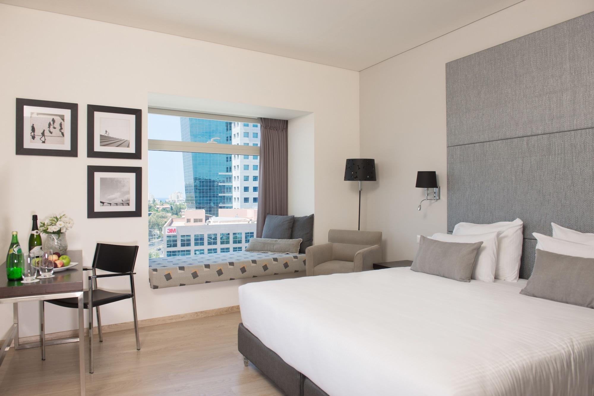 Benjamin Business Hotel Herzliya Экстерьер фото